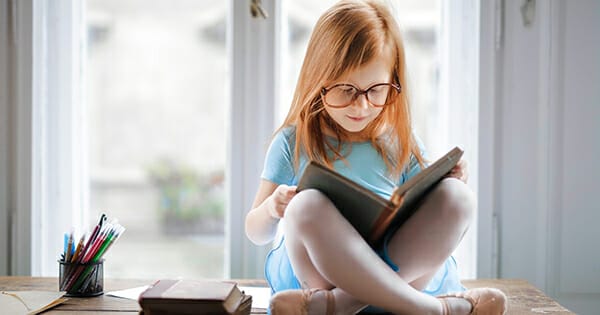Đọc sách giúp trẻ phát triển tư duy